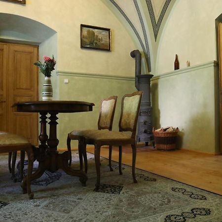 Historicke Apartmany Zelenohorska Posta Nepomuk 外观 照片